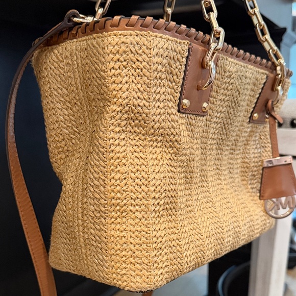 MICHAEL Michael Kors Straw Rosalie Medium Tan and Brown Purse - Picture 7 of 16
